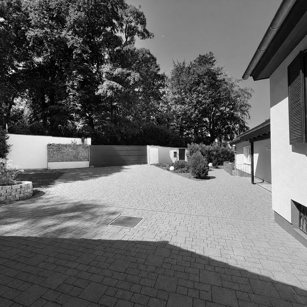 Großzüge Einfachrt Villa